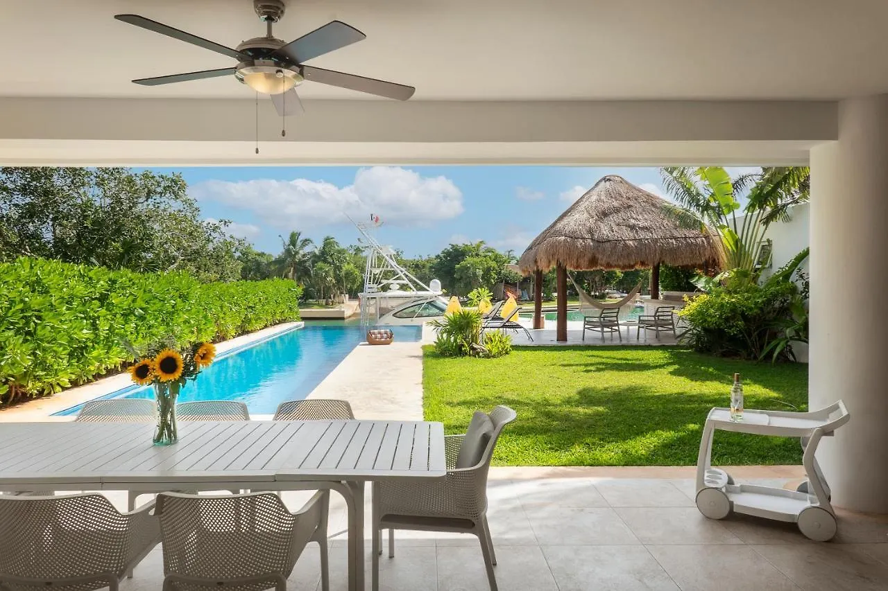 Luxury 5 Bedroom House Private Pool 0*, Puerto Aventuras
